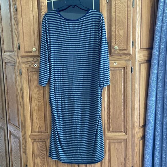 Liz Lange Maternity for Target Green Navy Striped Casual Neutral Dress - Picture 6 of 7